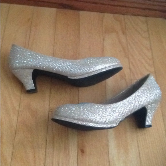 Silver Slipper dressy sparkle heels - Picture 2 of 4
